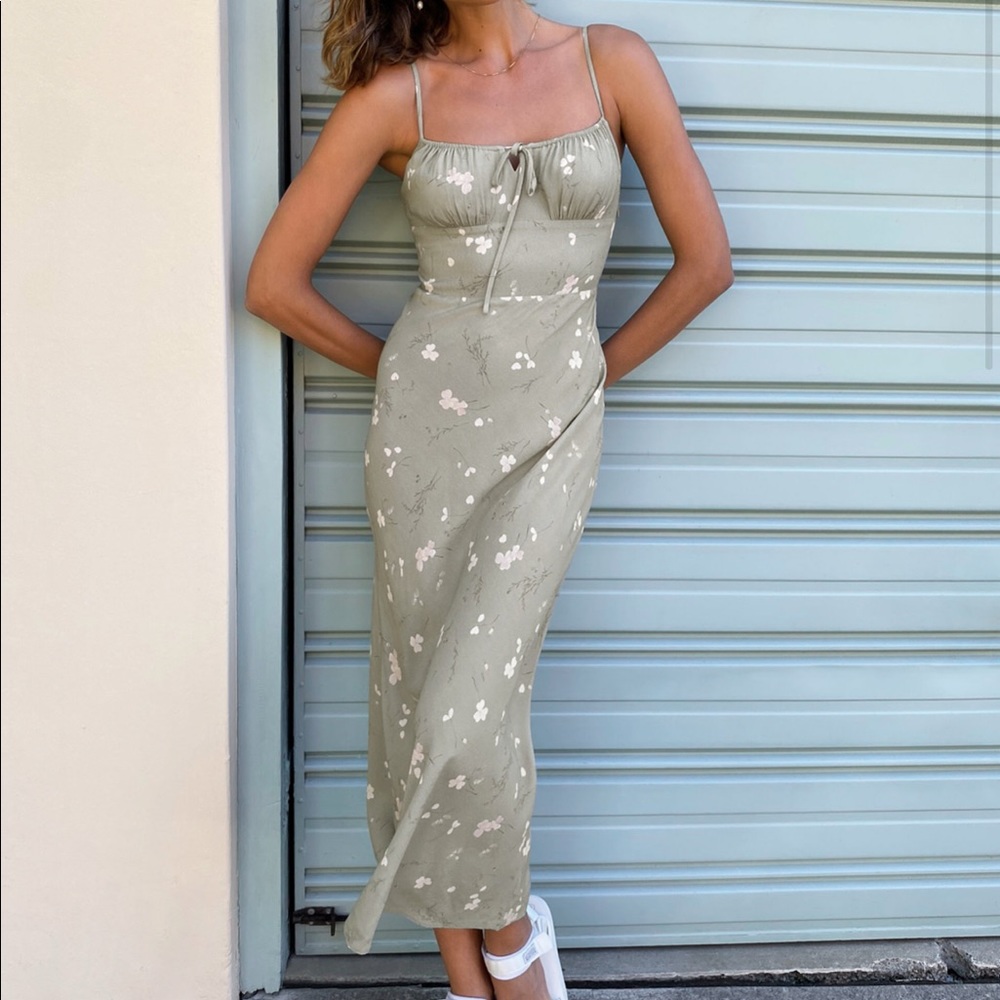 Aritzia Bellow Dress
